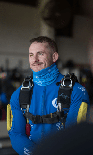 Learn to skydive solo
